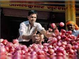 Photo of दूध की कीमतों में आए उबाल के बाद, अब प्याज रुलाने को तैयार, पढ़ें पूरी खबर ..