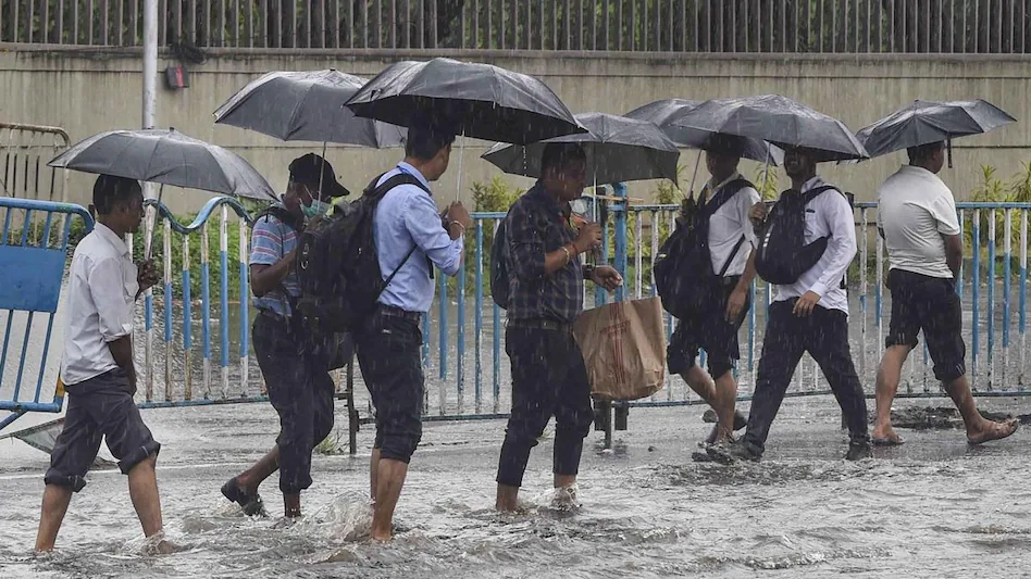 दक्षिण भारत के राज्यों में जमकर हो रही बारिश, जानें- आज देशभर में कैसा रहेगा मौसम?