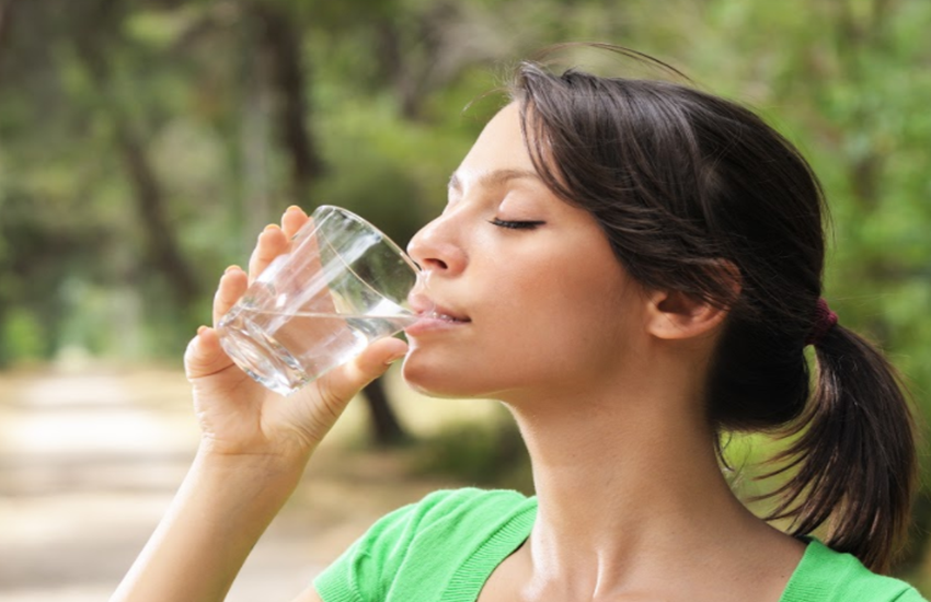 सेहतमंद रहने के लिए रोजाना इतने गिलास पानी पीने की सलाह देते है हेल्थ एक्सपर्ट्स…