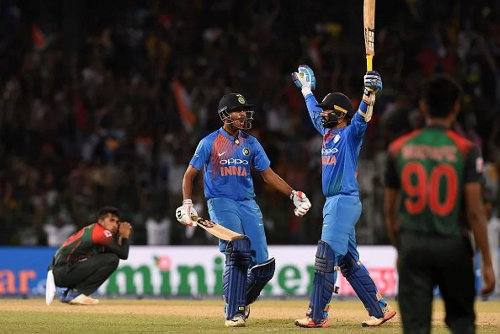 टीम इंडिया अगले असाइनमेंट के लिए बांग्लादेश पहुंची, वनडे सीरीज का पहला मैच 4 दिसंबर को