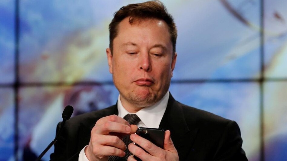 Elon Musk पर ट्वीट के जरिए टेस्ला के शेयर की कीमत में हेरफेर करने का लगा आरोप, जानें पूरा मामला ..