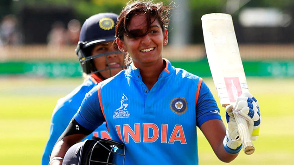 भारतीय महिला क्रिकेट टीम की कप्तान हरमनप्रीत कौर ने भारतीय ओपनर रोहित शर्मा का तोडा वर्ल्ड रिकॉर्ड