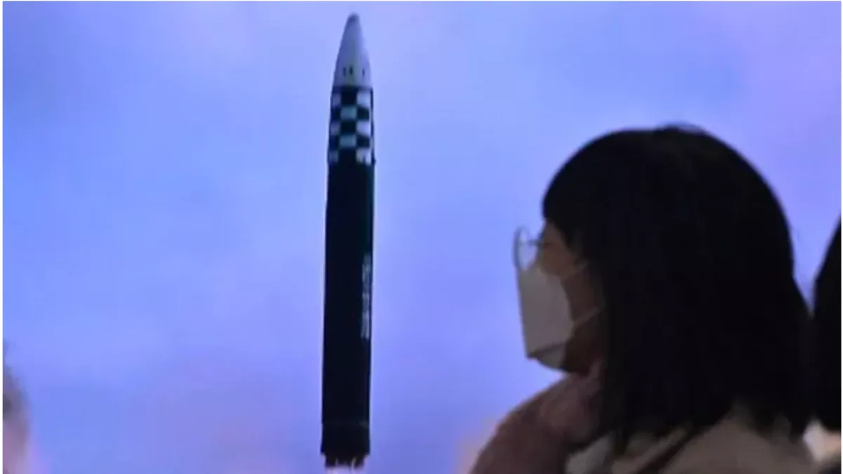 उत्तर कोरिया ने एक बार फिर से बैलिस्टिक मिसाइल का किया टेस्ट, पढ़ें पूरी खबर ..