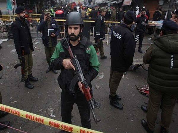पाकिस्तान के खैबर जिले में विस्फोट से कम से कम दो सैनिकों की मौत..  
