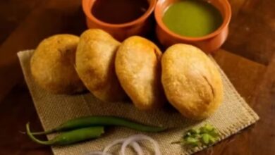 Photo of शाम की चाय के लिए परफेक्ट हैं Stuffed Besan Kachori