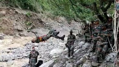 Photo of त्तराखंड- श्रद्धालुओं को बचाने के लिए चलाया जा रहा रेस्क्यू ऑपरेशन