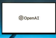 Photo of OpenAI के साथ मिलकर काम कर रहे Apple के पूर्व डिजाइन हेड! 