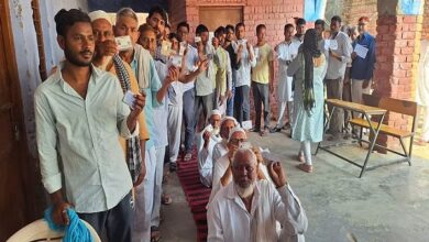 Photo of हरियाणा चुनाव: बुजुर्गों से लेकर युवाओं में भारी उत्साह, मतदान केंद्रों के सामने लगीं लंबी कतारें