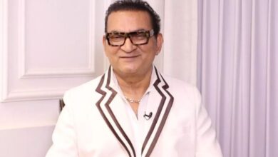 Photo of महात्मा गांधी को पाकिस्तान का राष्ट्रपिता बताकर फंसे सिंगर Abhijeet Bhattacharya