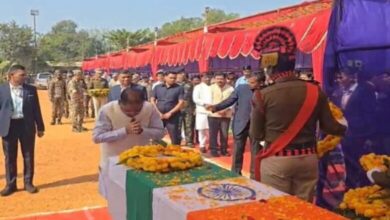 Photo of बीजापुर नक्सली हमले के शहीदों को सीएम साय ने दी श्रद्धांजलि