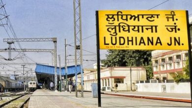 Photo of लुधियाना स्टेशन से 2 किलो अफीम, साढ़े 9 किलो गांजा और हथियार पकड़े