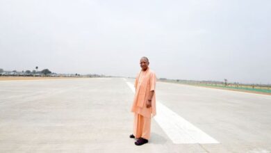 Photo of नवंबर तक पूरा होगा गंगा एक्सप्रेसवे का निर्माण, हवाई पट्टी पर उतरेंगे लड़ाकू विमान, सीएम ने किया निरीक्षण!