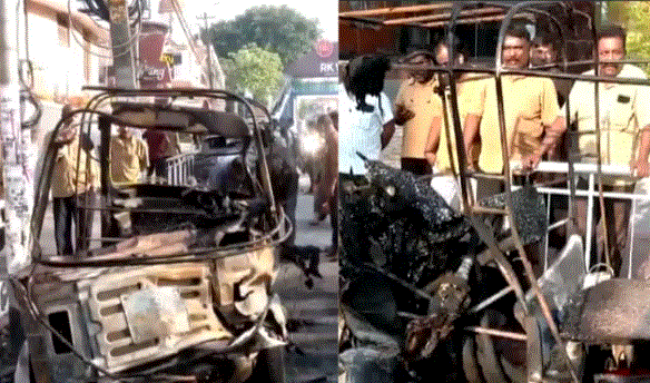 Photo of तिरुवनंतपुरम में हुआ भयानक हादसा, कार और बाइक से टक्कर के बाद ऑटो में लगी आग; एक की मौत