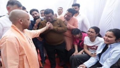 Photo of ऑपरेशन सिंदूर के बाद सीएम योगी का जोश, कानपुर के शहीद शुभम की पत्नी से कहा था- ‘सिंदूर उजाड़ने वालों को हम नहीं छोड़ेंगे’