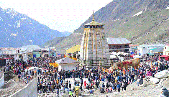 Photo of सरहद पर हालात तनावपूर्ण; केदारनाथ हेली सेवा पर अग्रिम आदेश तक रोक, होटल की कई बुकिंग रद्द