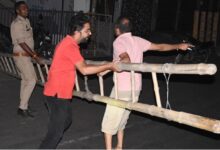 Photo of लखनऊ: बिजली कटौती पर रात में उपकेंद्रों पर हुआ जमकर हंगामा, जाम की सड़क