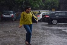 Photo of दिल्ली में मौसम रहेगा सुहावना, आज के लिए बारिश का यलो अलर्ट