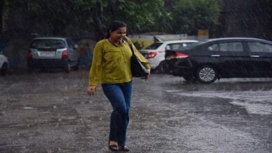 Photo of दिल्ली में मौसम रहेगा सुहावना, आज के लिए बारिश का यलो अलर्ट