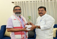 Photo of रांची : नगड़ी में भूमि अधिग्रहण के खिलाफ बंधु तिर्की ने सीएम से की मुलाकात