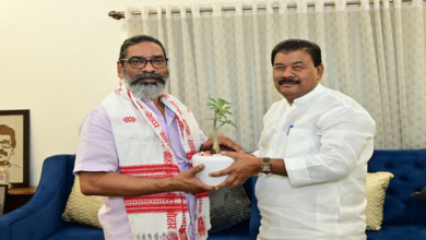 Photo of रांची : नगड़ी में भूमि अधिग्रहण के खिलाफ बंधु तिर्की ने सीएम से की मुलाकात