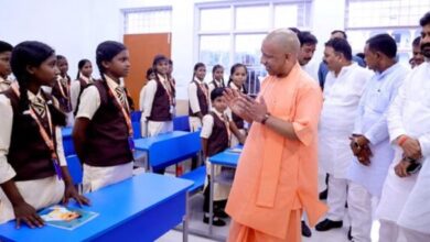 Photo of यूपी: अध्यापकों के लिए भी 30 जून तक बंद हो जाएंगे प्रदेश के स्कूल?