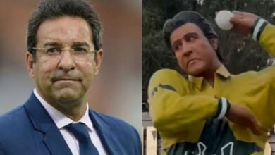 Photo of Wasim Akram की प्रतिमा देख फैंस ने लिए मजे; ‘X’ पर आई मीम्स की बाढ़