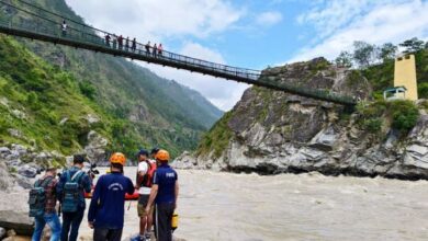 Photo of रुद्रप्रयाग बस हादसा: अलकनंदा में जिंदगी की तलाश, वक्त के साथ टूट रही आस…ऐसे हो रही खोजबीन