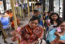 Photo of दिल्ली में महिलाओं और ट्रांसजेंडर को मिलेगा मुफ्त बस यात्रा का तोहफा