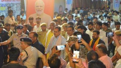 Photo of सीएम भजनलाल शर्मा ने पत्नी के साथ किए श्रीनाथजी के दर्शन