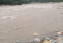 Photo of कुछ जगहों पर नदियों का जलस्तर खतरे के पास पहुंचा, बैराज- जलाशय के जल स्तर की हो रही है निगरानी