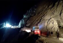 Photo of प्रदेश में दो राष्ट्रीय राजमार्ग सहित 54 सड़कें बंद, जोशीमठ-मलारी-नीती हाईवे चट्टान गिरने से बंद