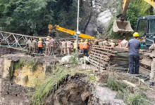Photo of उत्तरकाशी आपदा: 15 फीट नीचे दबे लोगों को तलाशना चुनौती