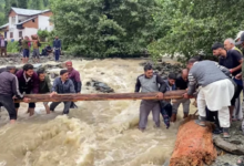 Photo of बाढ़ से भयंकर तबाही, दिल्ली में बारिश ने तोड़ा रिकॉर्ड; हरियाणा में कहर बरपा रहीं नदियां