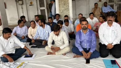 Photo of सरकारी जमीन से अवैध कब्जा हटाने गई टीम पर ही एफआईआर लाद दी गई