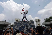 Photo of नेपाल में हिंसा-भारत में अलर्ट, देश की सीमा तक पहुंचे Gen-Z आंदोलनकारि