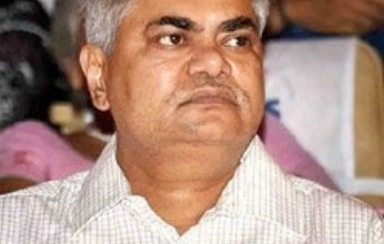 Photo of पूर्व IAS डॉ. राजेश्वर सिंह बने राजस्थान के नए राज्य निर्वाचन आयुक्त