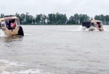 Photo of पंजाब: पानी में डूबा गांव जट्टां, घरों में चार फुट पानी, छतों पर डेरा