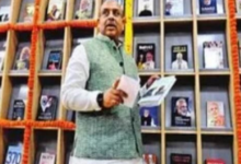 Photo of दिल्ली विधानसभा में पीएम पर किताबों की गैलरी का उद्घाटन