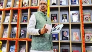 Photo of दिल्ली विधानसभा में पीएम पर किताबों की गैलरी का उद्घाटन
