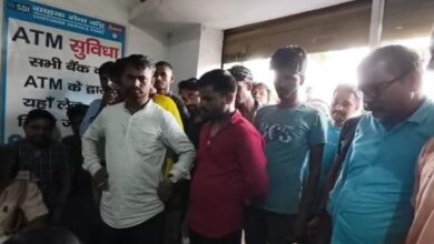 Photo of हजारीबाग में बैंक सीएसपी संचालिका से 2.52 लाख की लूट