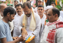 Photo of “वोट चोरी” को लेकर आंदोलि‍त कांग्रे‍स‍ियों ने वाराणसी में चलाया प्रतिरोध हस्ताक्षर अभियान