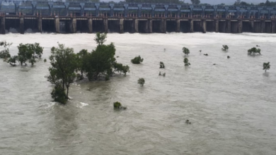 Photo of पंजाब: पठानकोट में पहाड़ दरके, लुधियाना में सेना ने संभाला मोर्चा