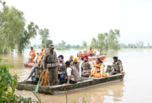 Photo of सीएम मान ने नाव से फिरोज़पुर के बाढ़ प्रभावित क्षेत्रों का दौरा किया