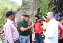 Photo of उत्तरकाशी: डीएम व विधायक ने किया आपदा प्रभावित क्षेत्र का भ्रमण
