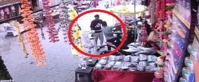 Photo of CCTV में रिकॉर्ड हुई हत्या की वारदात: थप्पड़ मारते ही त्याग दिए प्राण