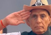 Photo of पुलिस स्मृति दिवस: रक्षा मंत्री राजनाथ ने शहीदों को किया नमन