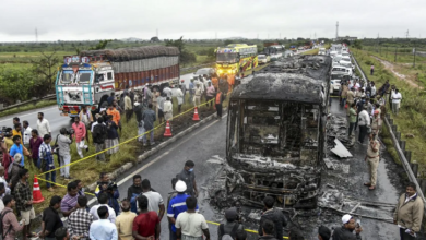 Photo of कुरनूल बस हादसे में 20 की मौत: बिना इजाजत स्लीपर में बदली गई बस