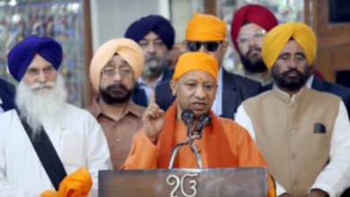 Photo of सीएम योगी बोले- सनातन परंपरा में सिख गुरुओं का योगदान अविस्मरणीय