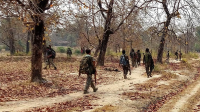 Photo of महाराष्ट्र: आत्मसमर्पण कर चुके माओवादी कमांडर ने कैडरों से की अपील