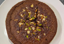 Photo of बिना यीस्ट और बिना ओवन के बाल दिवस पर तैयार करें  ये केक